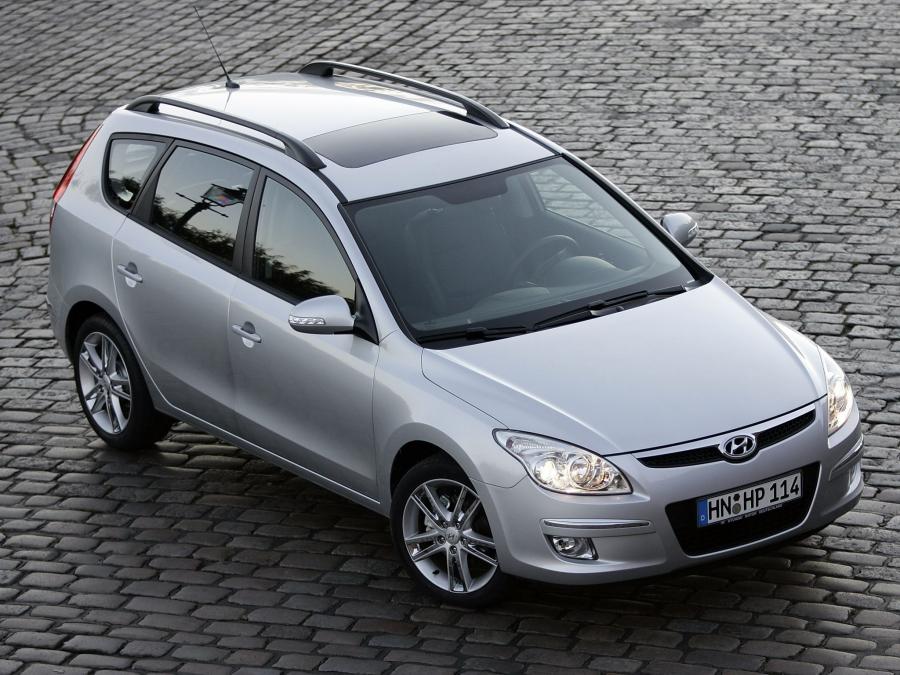  Hyundai i30 CW 2008 года  (фото 3 из 30)